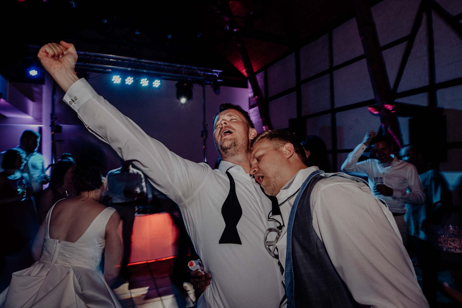 Hochzeitsfotograf Witten Blitzbilder und Partybilder Hochzeit