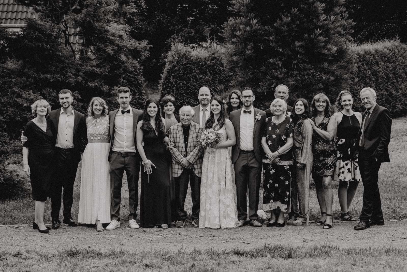 Familienbilder am Tag der Hochzeit